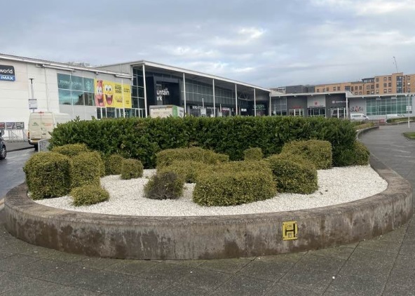 Play area maintenance work 4