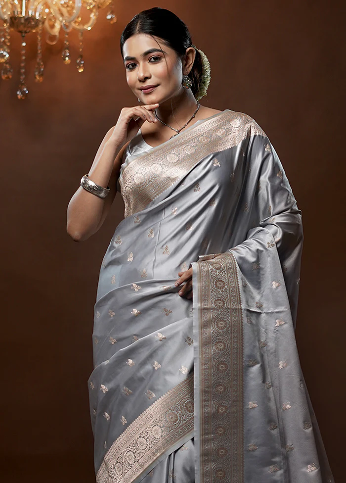 Silver Grey Banarasi Saree with Gilded Paisley Work