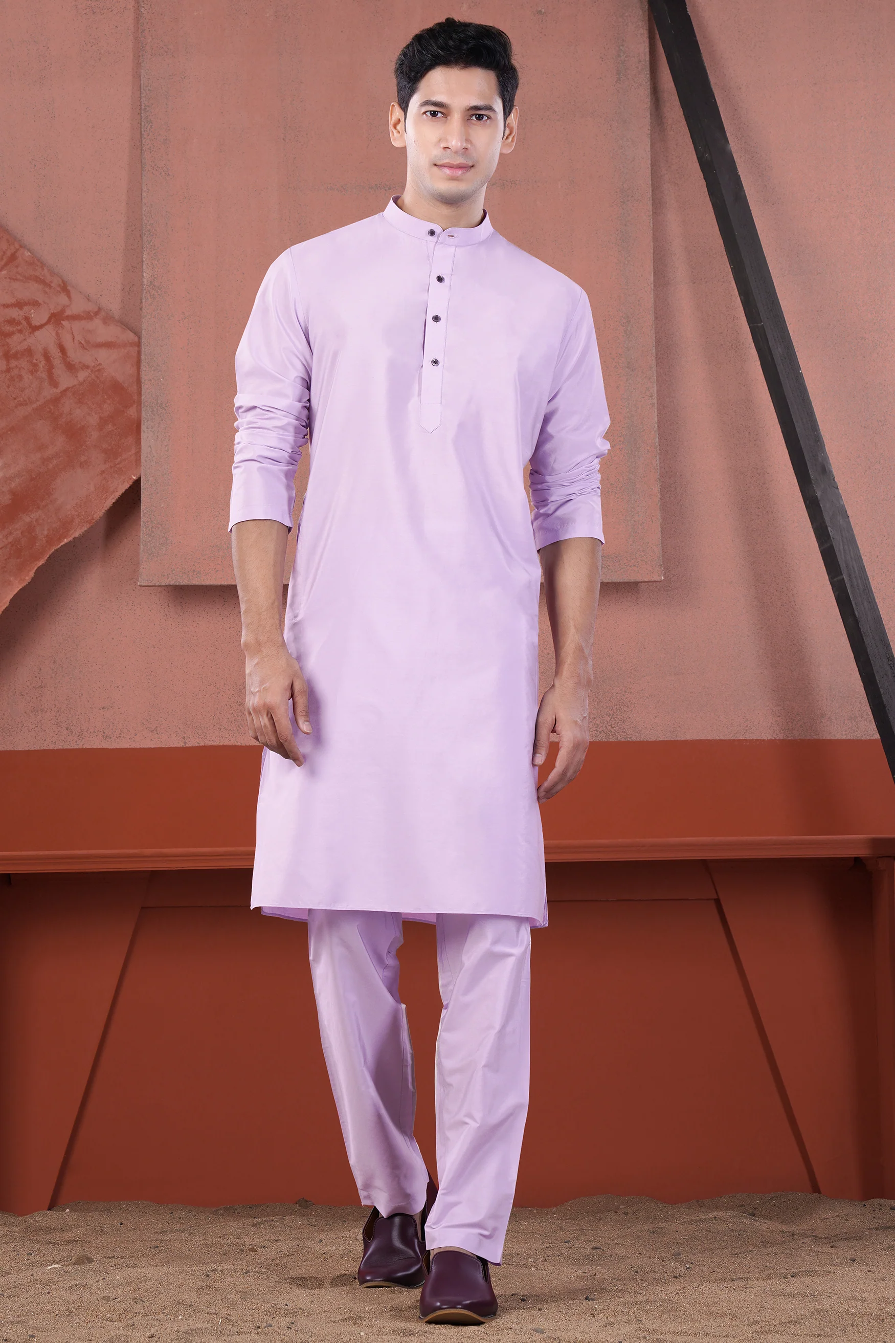 Men’s Soft Lilac Cotton Kurta with Wooden Button Closure