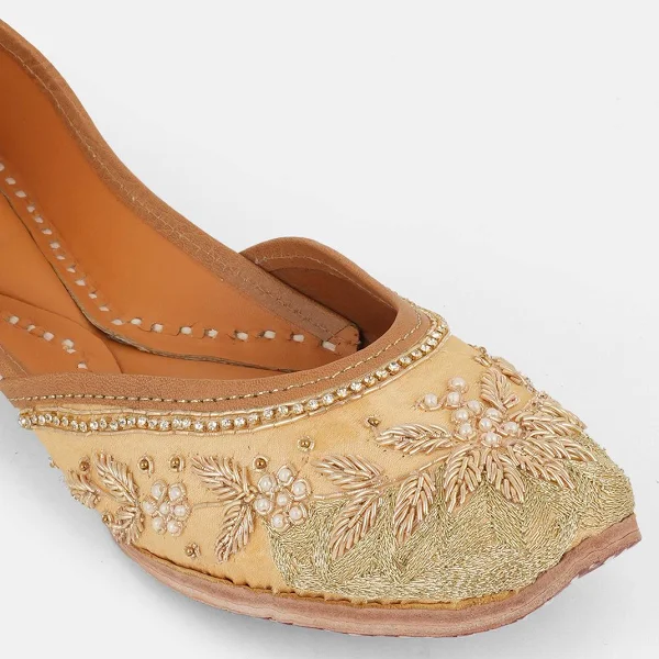 Sunshine Yellow Embroidered Jutti