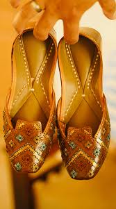 Pind Vibes Phulkari Jutti