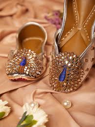 Peacock Motif Designer Juttis