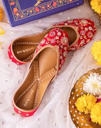 Wedding Bells Bridal Punjabi Juttis