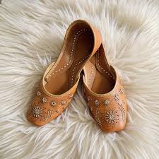 The Heritage Handwork Jutti Collection