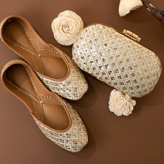 Heirloom Juttis