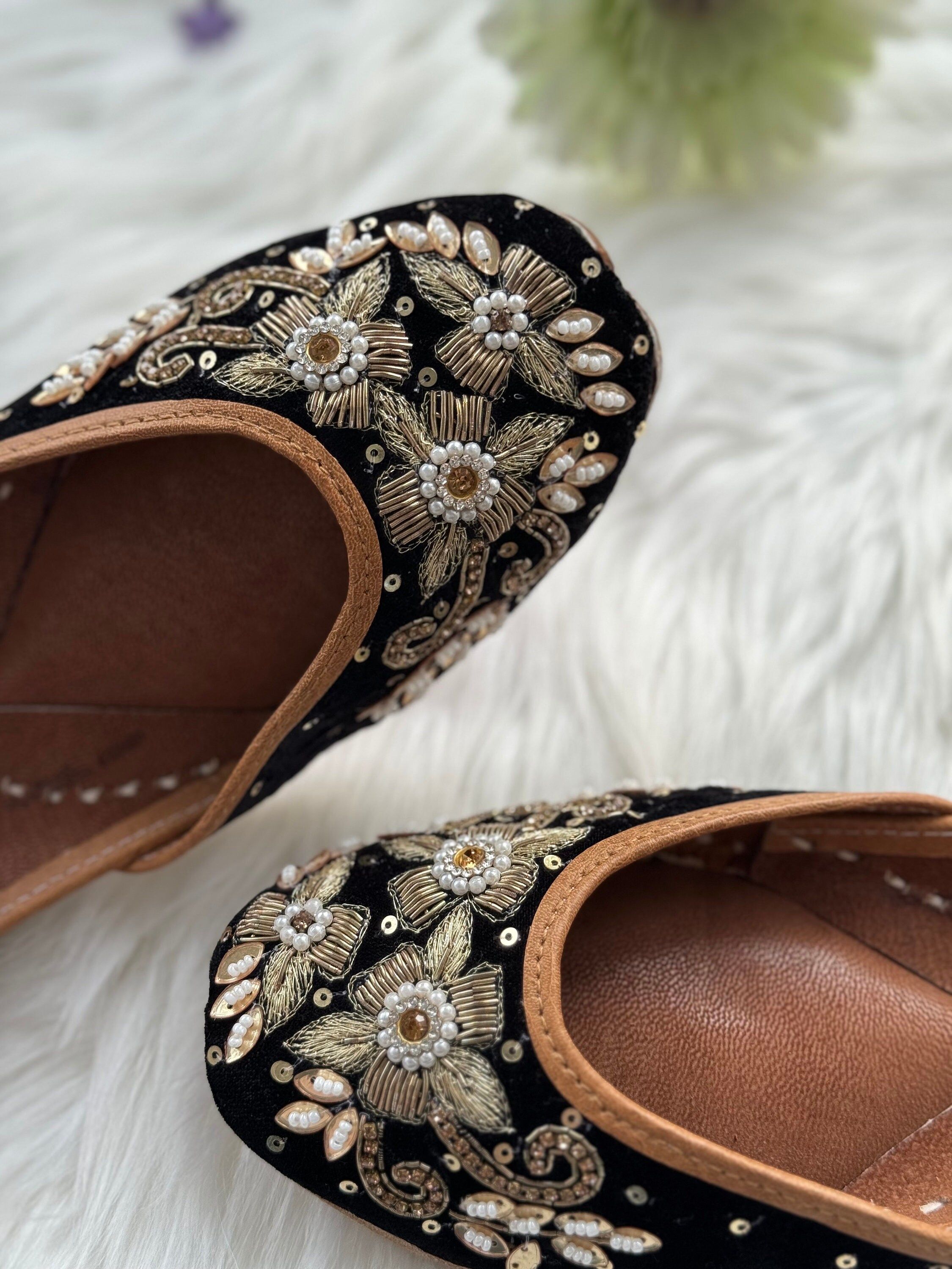 The Embroidery Walk