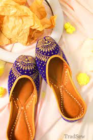 Royal Blue Mirror Embellished Jutti