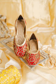 Ruby Red Mirror Work Jutti