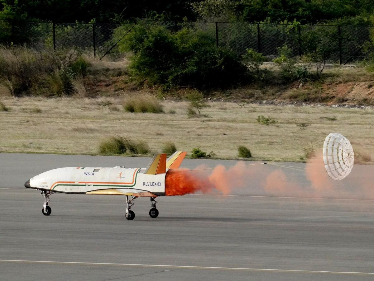 India’s ISRO Successfully Tests Reusable Rocket