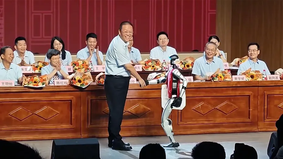 Humanoid robot graduates in China