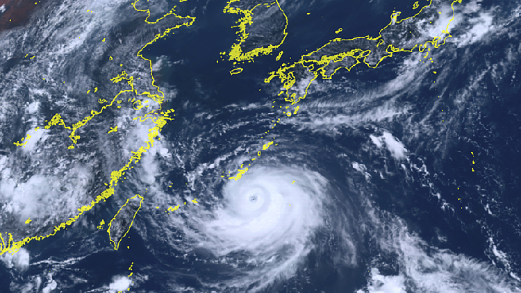 Typhoon Danas batters East Asia