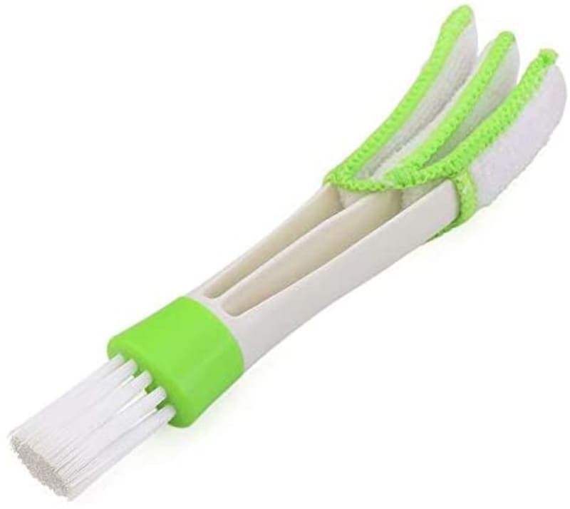 Car cleaning brush