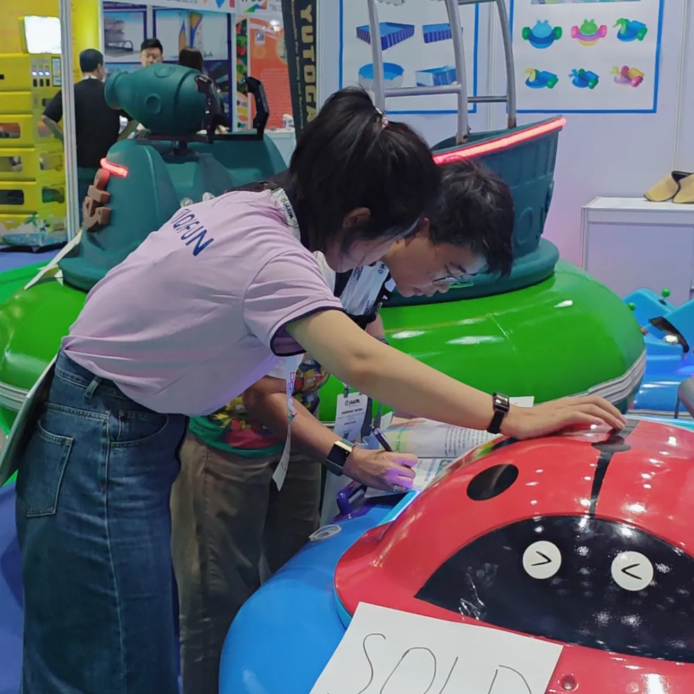 Commercial Kids Bumper Boats thumbnail 3