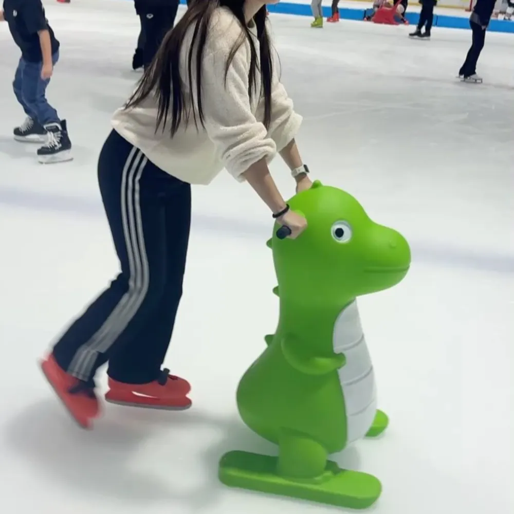 Commercial Dinosaur Ice Skating Aid thumbnail 7
