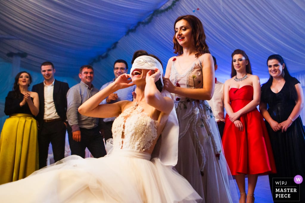 Photographie de mariage en reportage par Cristina & Petrică Tănase