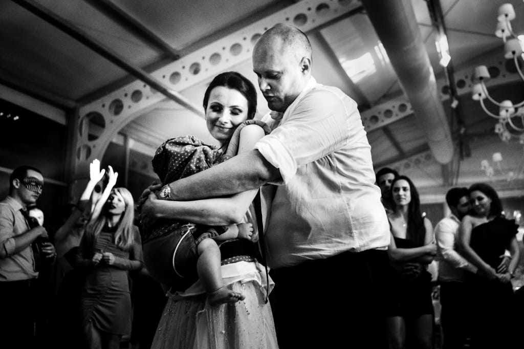 Photographie de mariage en reportage par Cristina & Petrică Tănase