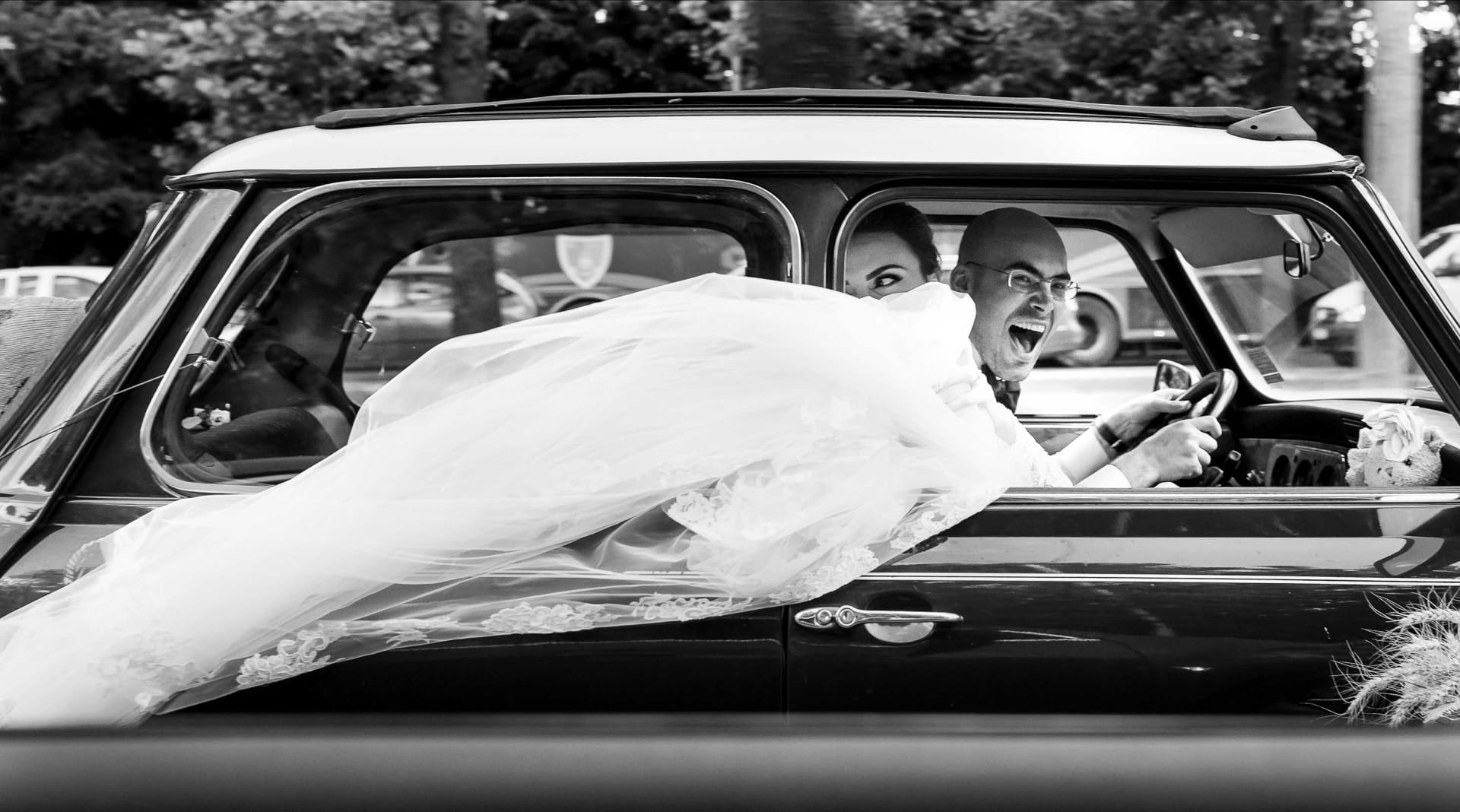 Cristina & Petrică Tănase, documentary wedding photographers