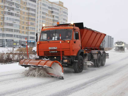 Последствия весеннего снегопада ликвидируются
