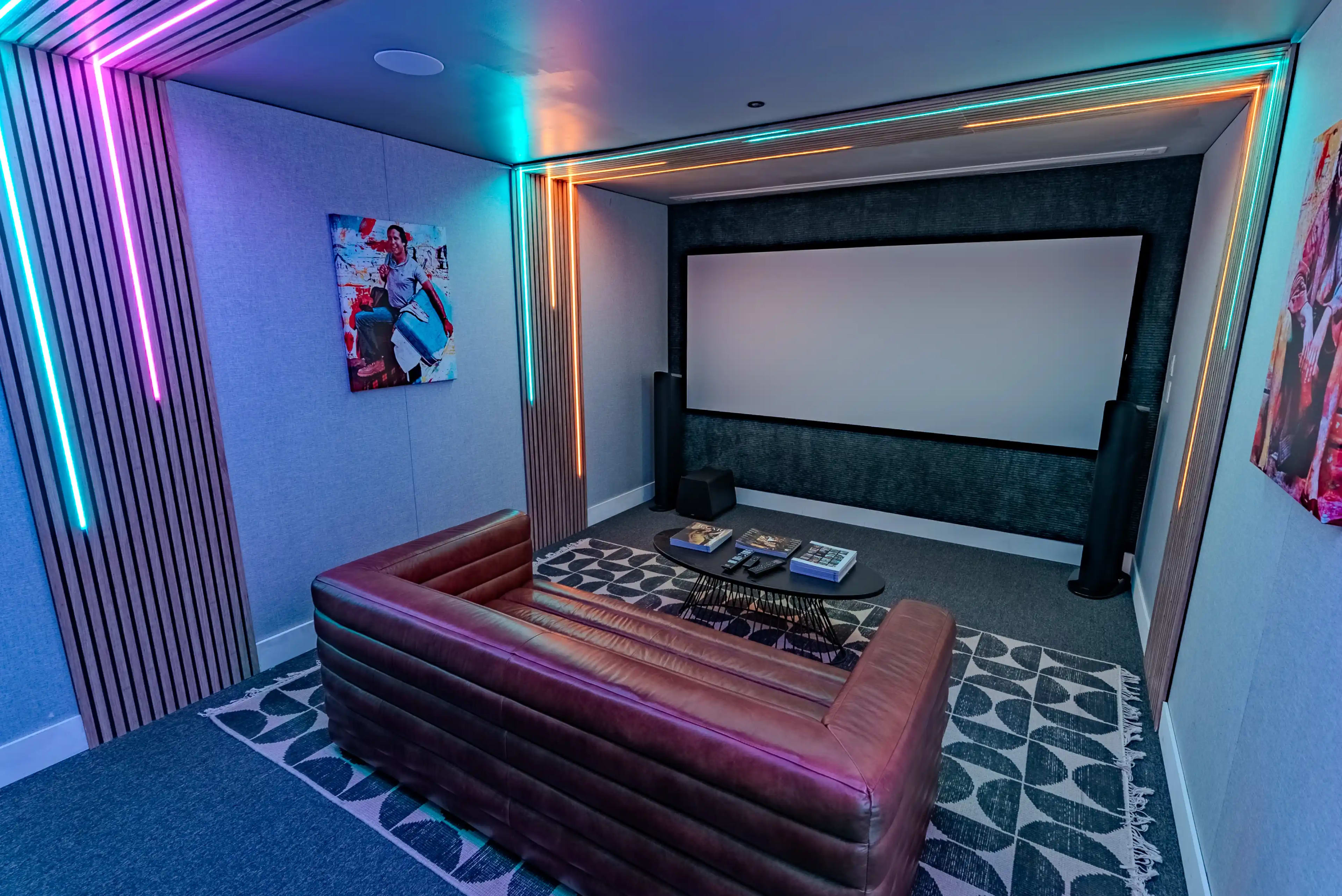 Oasis Scottsdale showroom 15