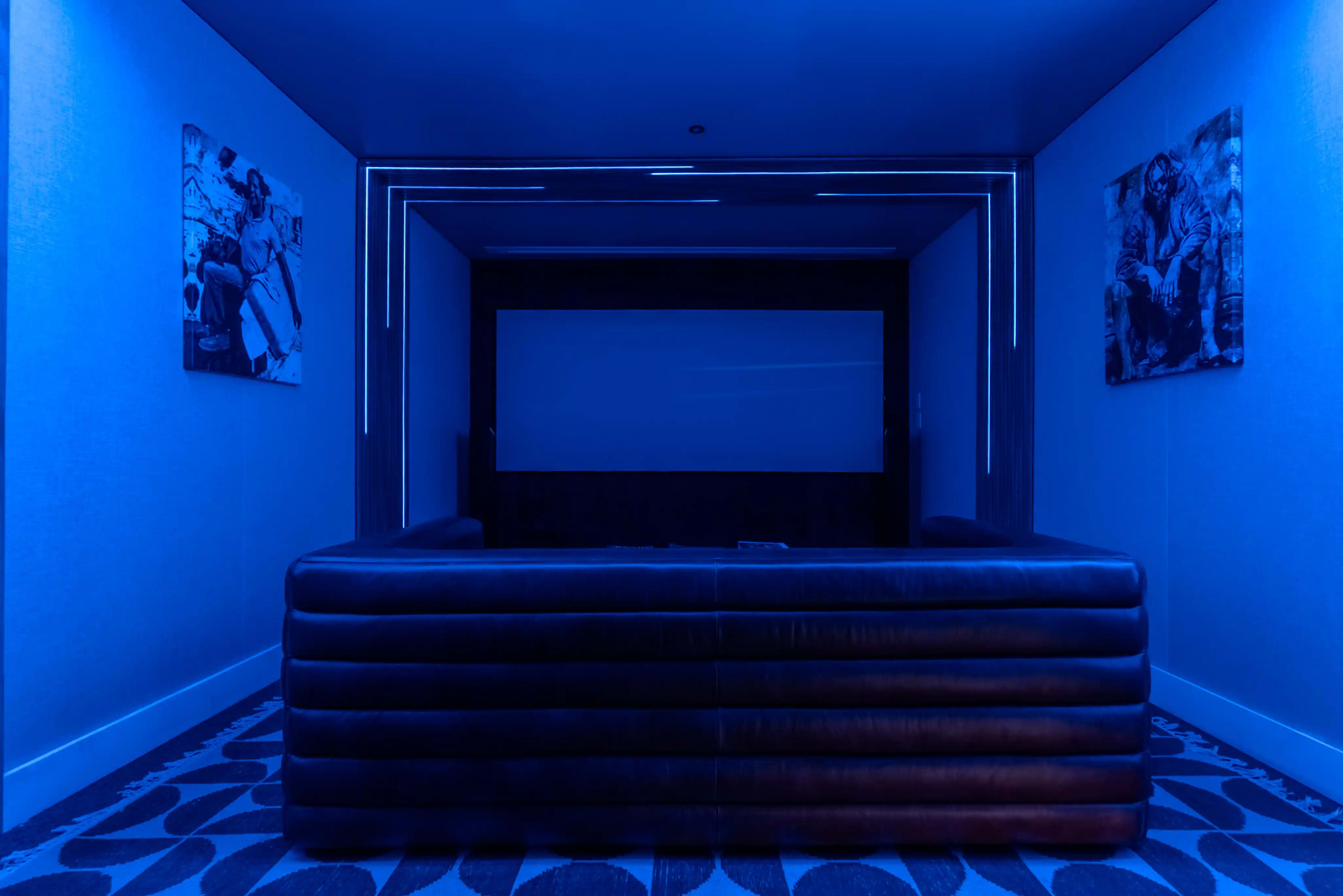 Oasis Scottsdale showroom 18