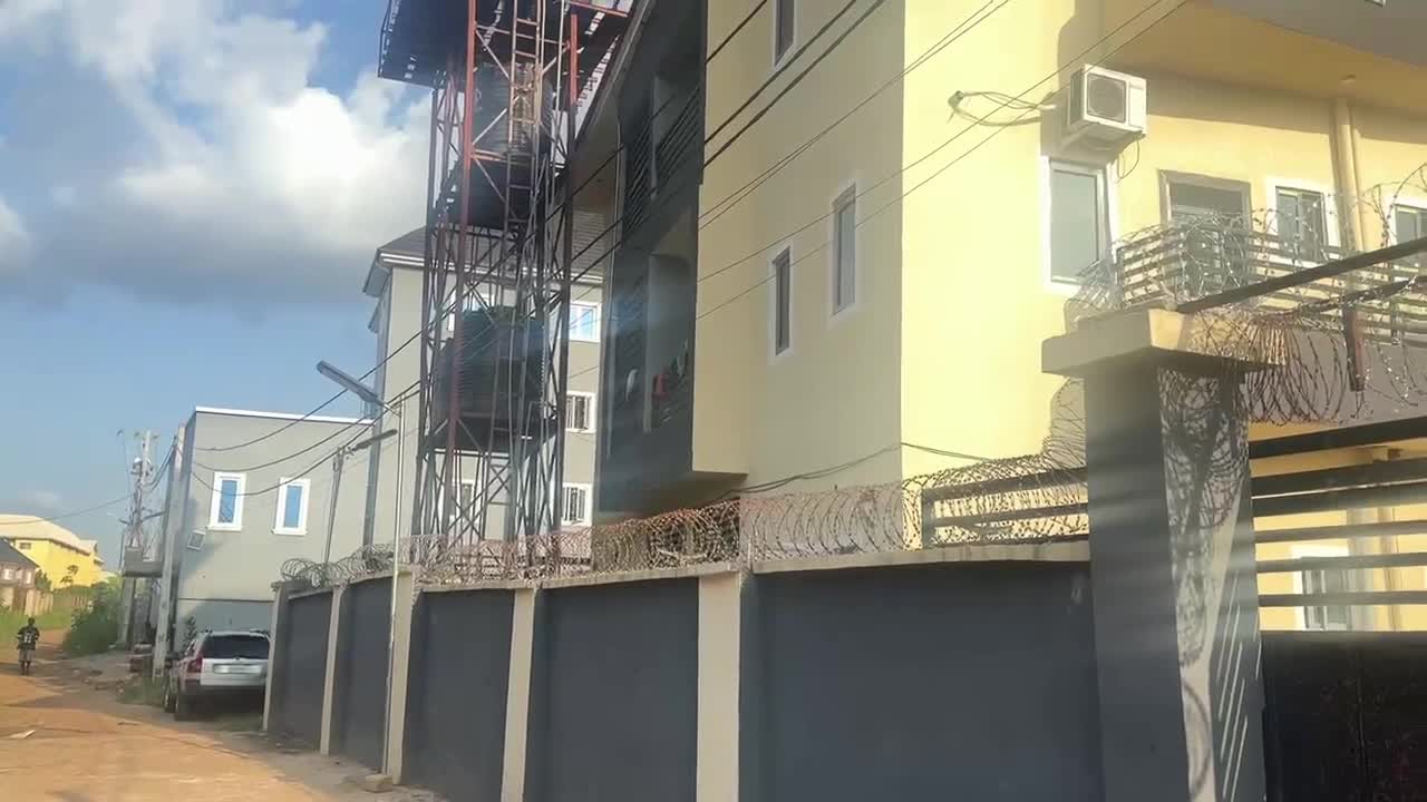 LEKKI CONCEPT ONE BEDROOM APARTMENT in Holy family junction Road Amansea-Awka Anambra state