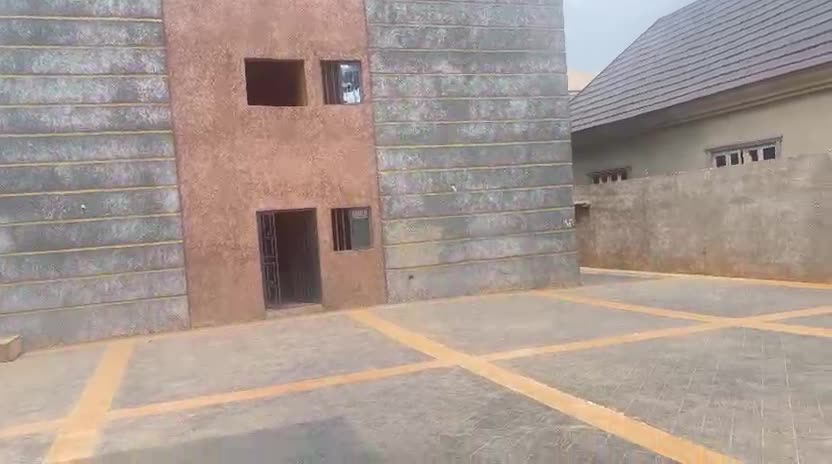 72-Room Super-Standard Self-Contained Hostel - Ifite in ifite close to the University campus ,Awka
