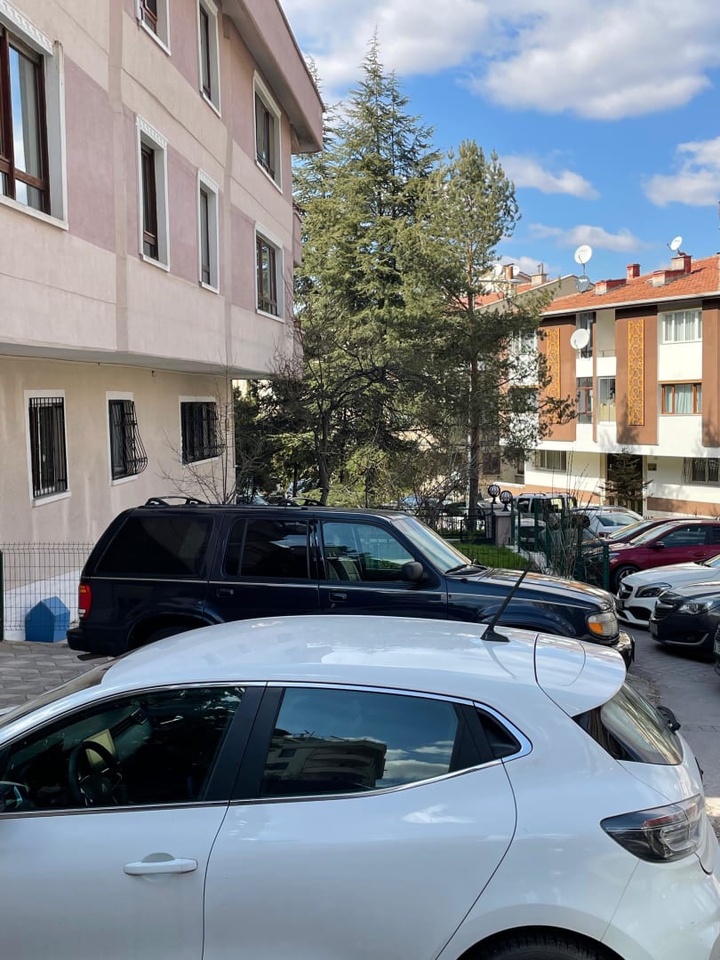 BÜYÜKESAT ULUBEY SOKAK GAZİOSMANPAŞA BAKIMLI -OTOPARKLI 3+1 95m2 4