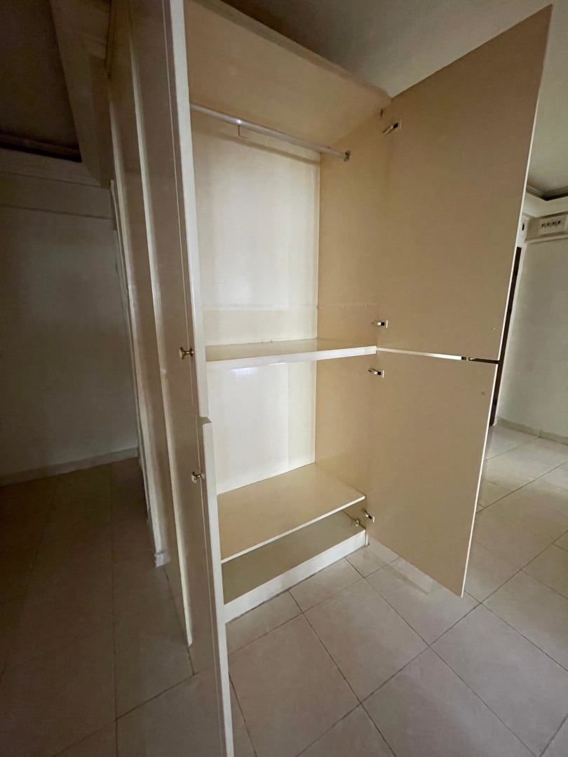 BÜYÜKESAT ULUBEY SOKAK GAZİOSMANPAŞA BAKIMLI -OTOPARKLI 3+1 95m2 25