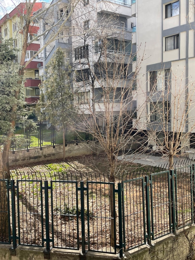 BÜYÜKESAT ULUBEY SOKAK GAZİOSMANPAŞA BAKIMLI -OTOPARKLI 3+1 95m2 5