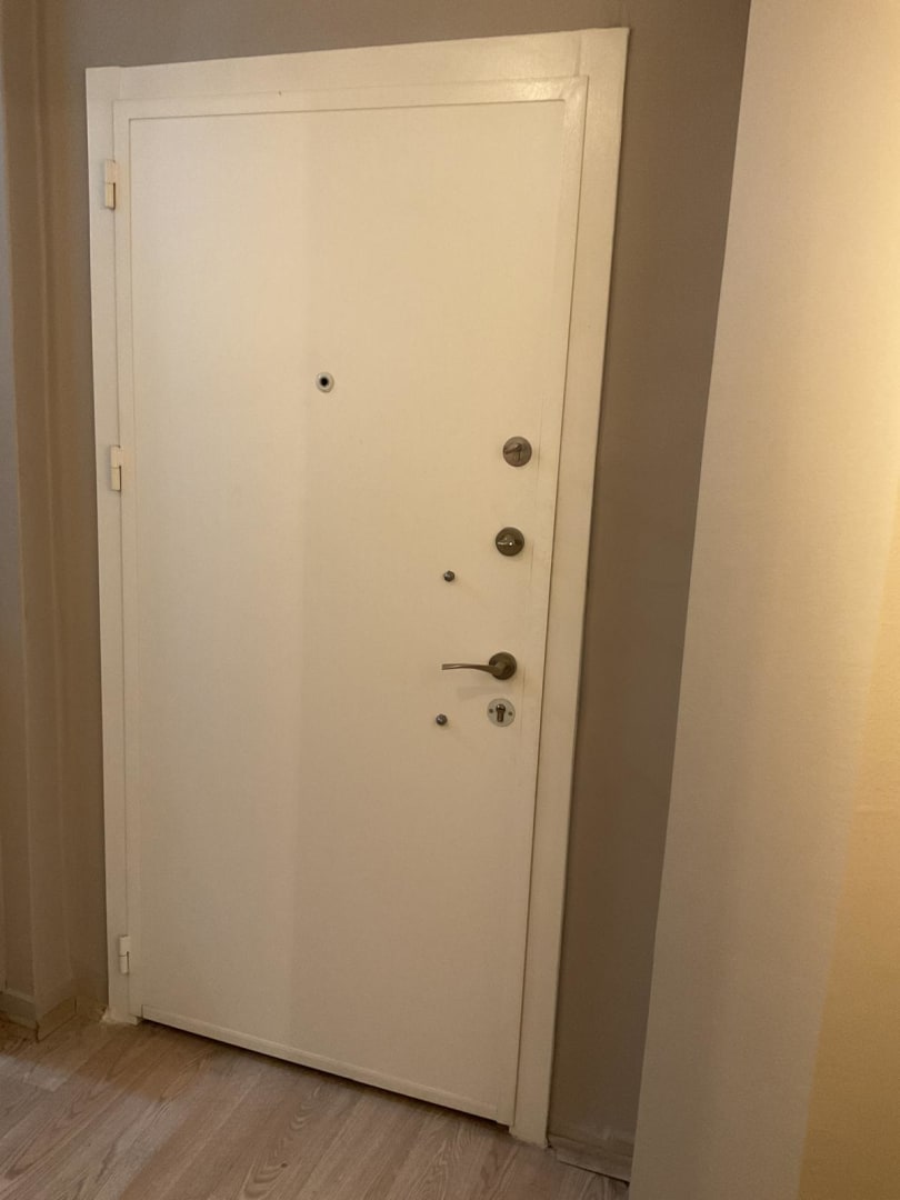 ACİL KAVAKLIDERE BÜKLÜM SOKAK KÖŞESİ ASANSÖRLÜ 3.KAT YAPILI 9