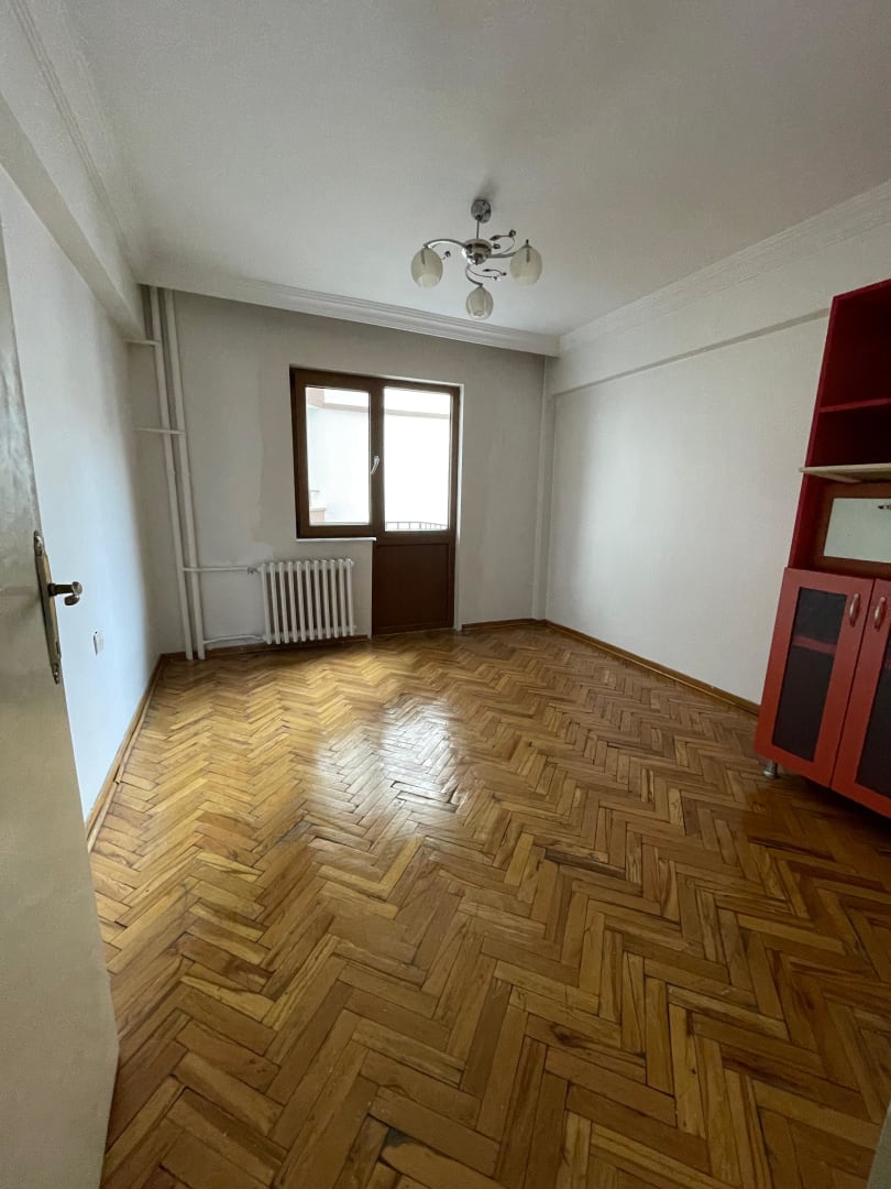 G.O.P. ULUBEY SOKAĞIN EN GÜZEL BİNASINDA ASANSÖRLÜ OTOPARKLI FIRSAT DAİRE 16