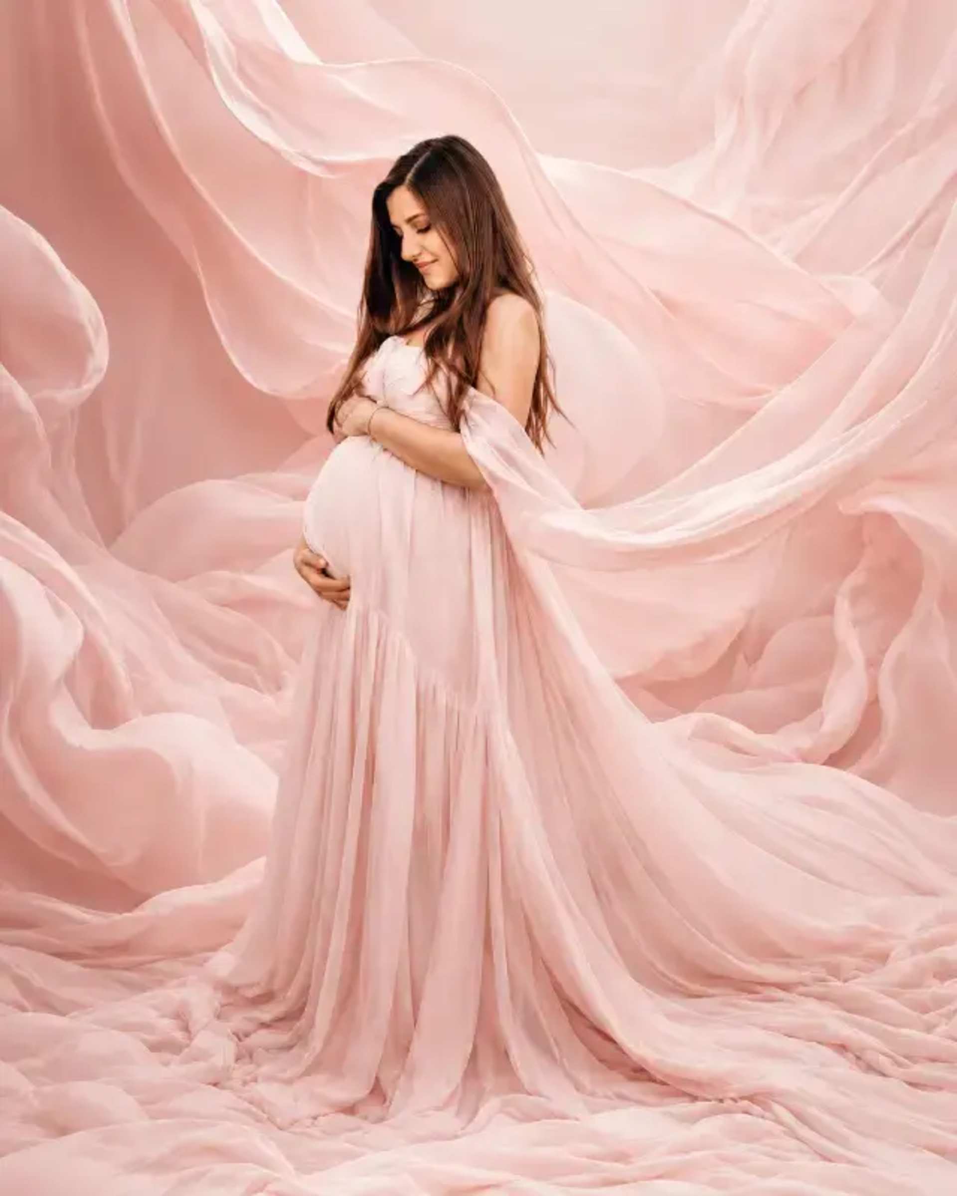 Personalized Luxury Maternity Portrait AI Prompt - AI Prompt by Prakash Sharma Personalized Luxury Maternity Portrait AI Prompt prompt - maternity portrait, fine-art, AI art, personalized, luxury photography, pink fabric, identity preservation, custom baby bump, pregnancy art, digital portrait