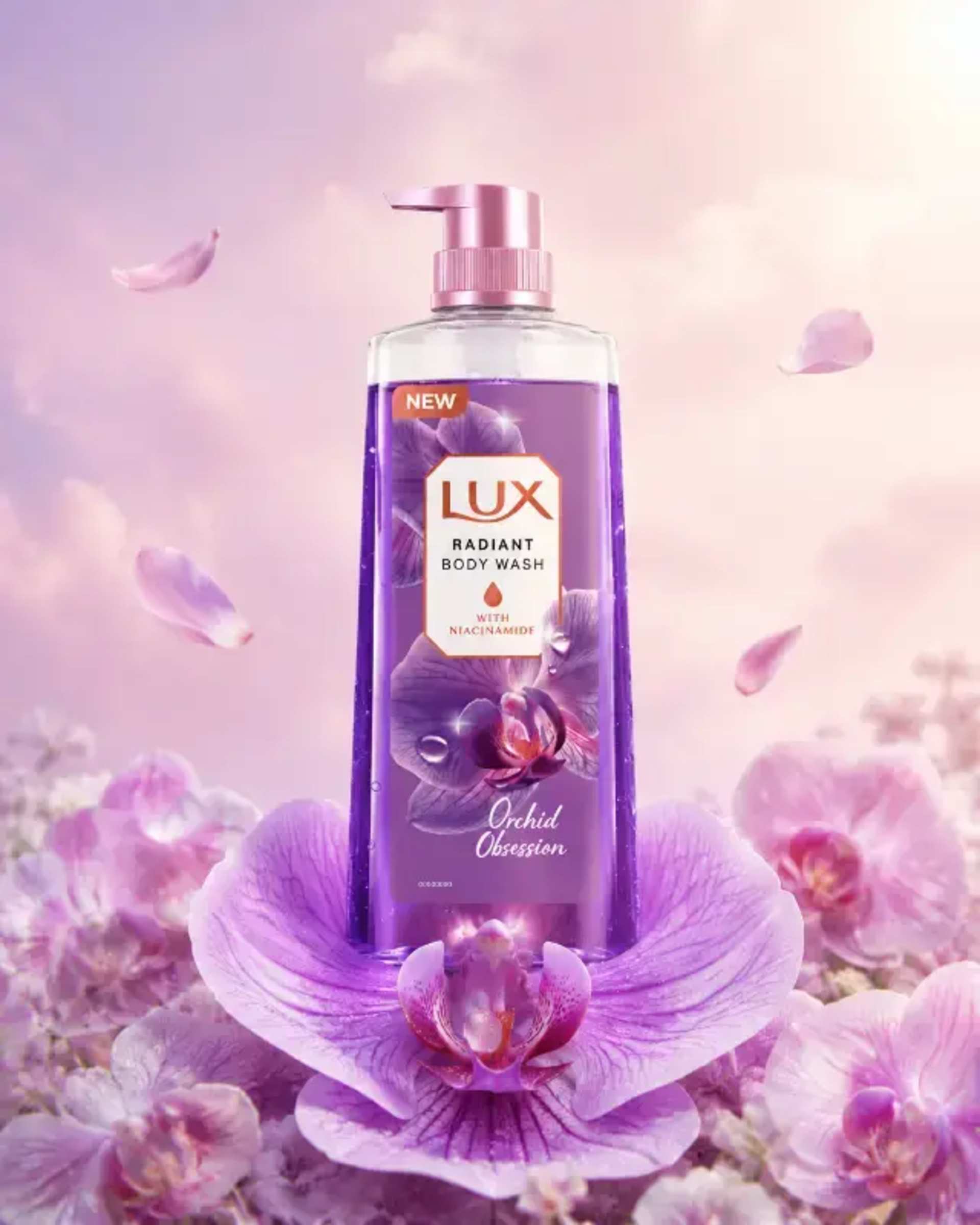 Luxury Shampoo Ad  Recreation Prompt prompt - luxury skincare ad, product photography prompt, AI ad generation, cosmetic campaign, visual blueprint, midjourney prompt, stable diffusion prompt, beauty product rendering