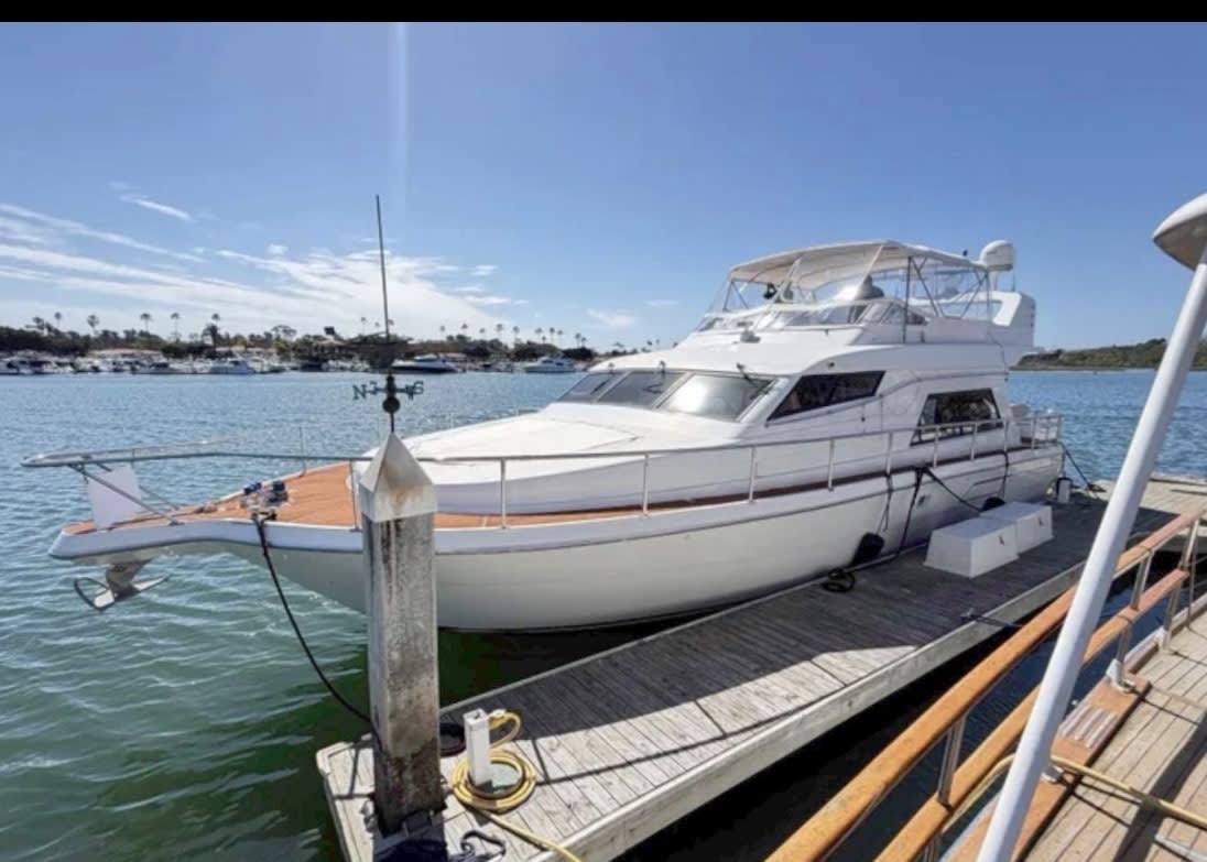 62-foot motoryacht on San Diego Bay, part of the Fleet of Familiarity