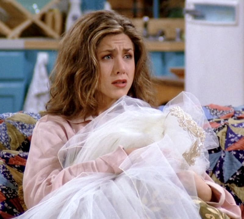 Friends rachel s01 e01 pinkshirtjeans 30 witpl7