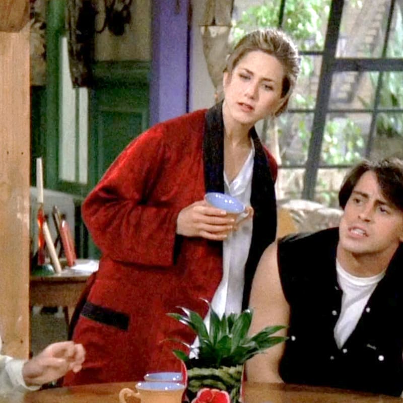 Friends rachel s01 e01 redrobe 06 m2bgrb