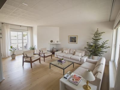 Mediterranean interior design style example