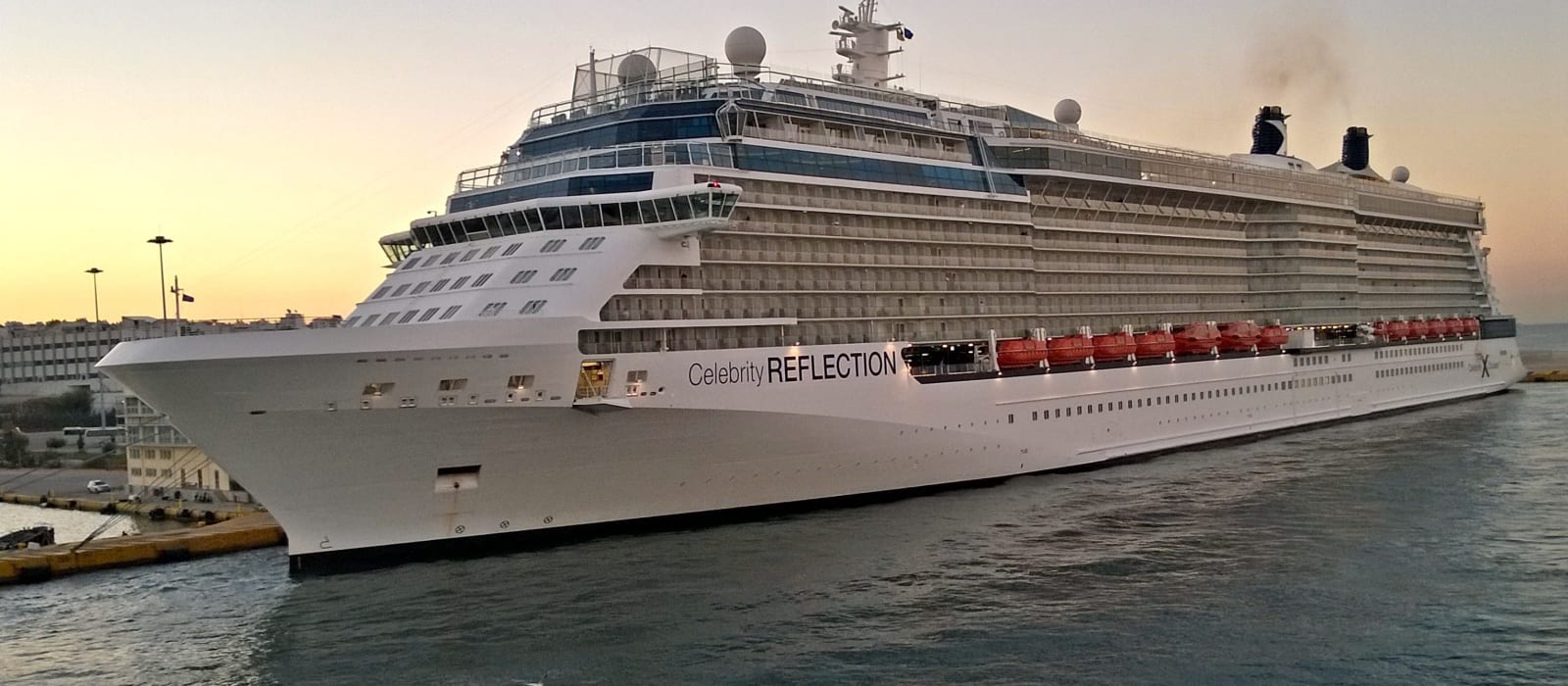 Fast vs Slow Ferries in Greece: Which to Book