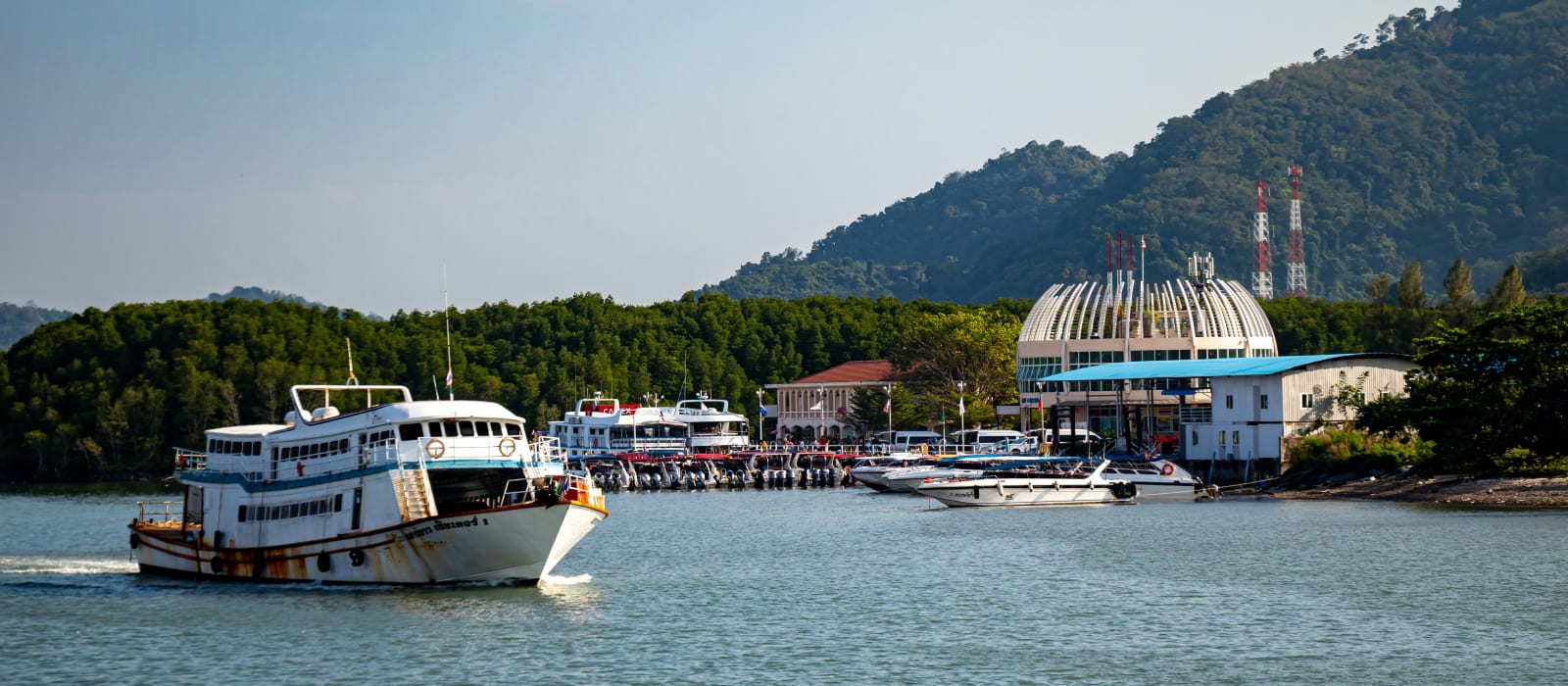 Thailand's Ferries: How to Get to the Islands