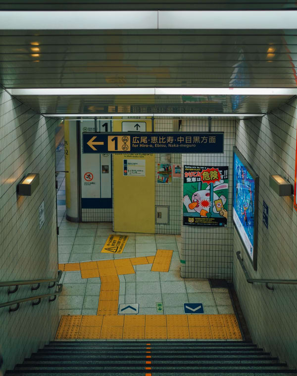 How to Navigate Japanese Train Stations