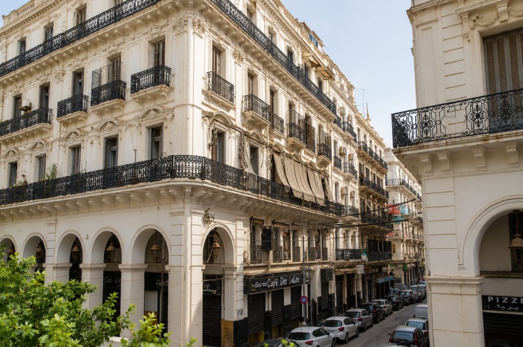 Hoteles en el centro de Argel — vista de la ciudad