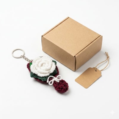 White Rose Bouquet Crochet Keychain