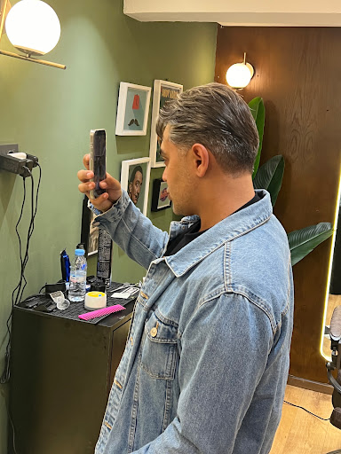 Barber Lounge Maarif (by Anwar)