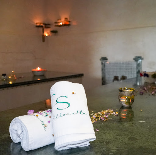 Cap Silhouette Parc Spa & Massage