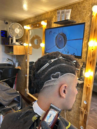 Barber Shop Youness