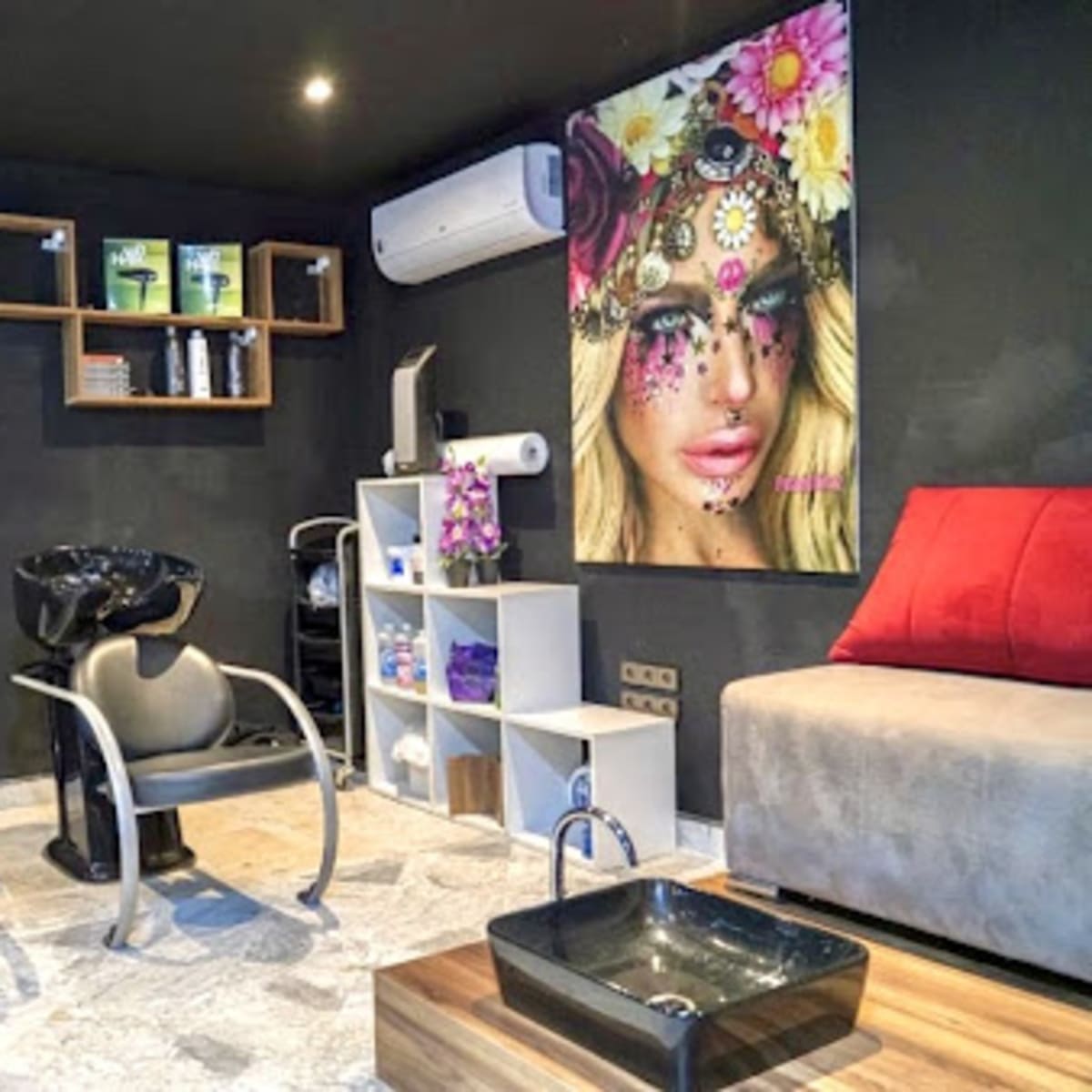 Salon M7 - 1