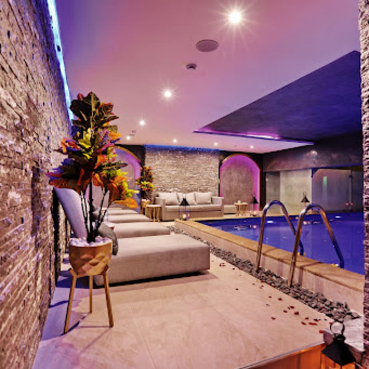 Orelia Spa & Beauty - 1