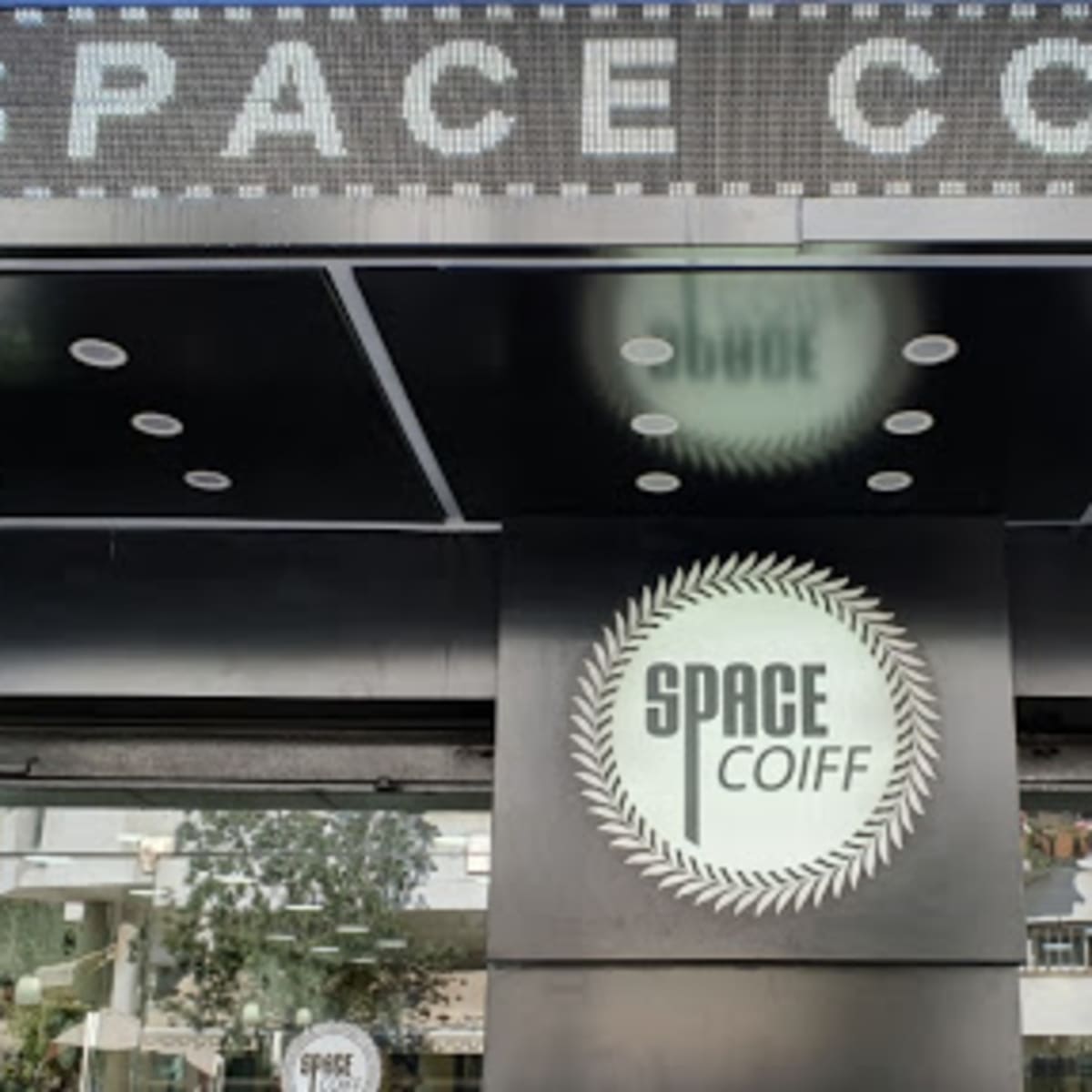 Space Coiff - 1