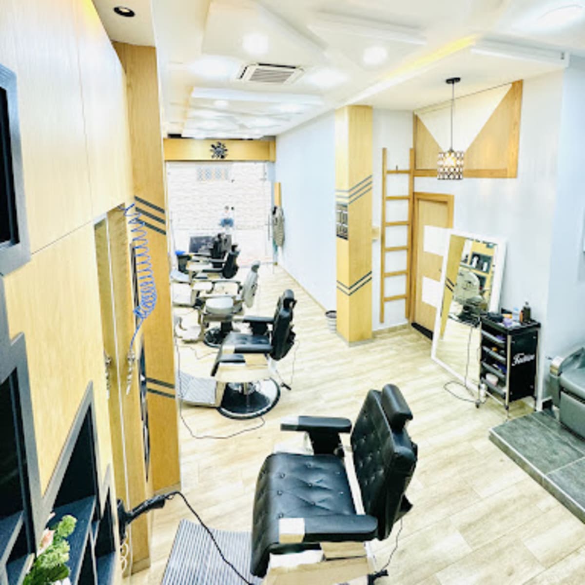 Moustache Barber - (Hijama) - 1