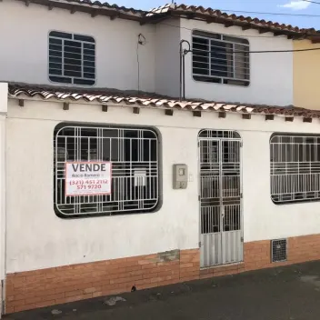 #162 - Casa en venta en Cúcuta de 90m² y 5 habitaciones - 1
